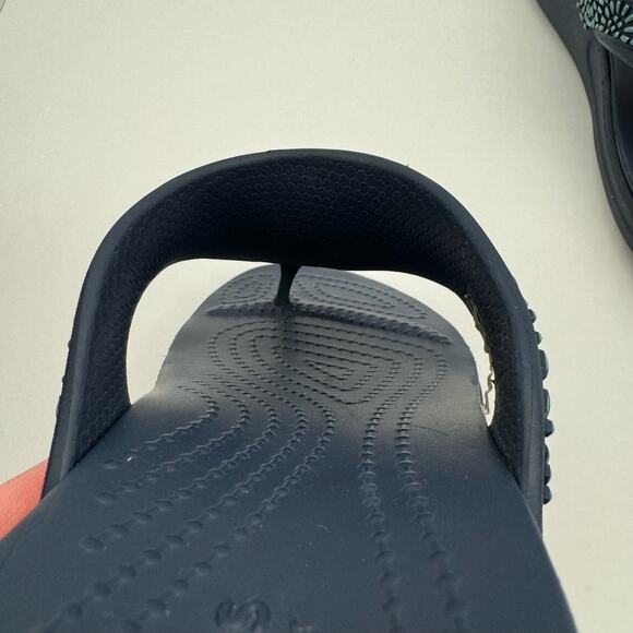 Crocs Navy Blue Monterey Diamante Embellished T-strap Wedge Sandal Sz 6 - Picture 5 of 9